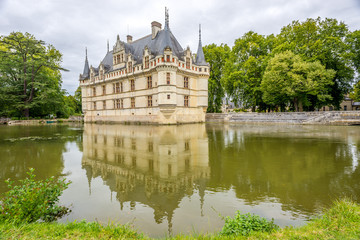 Fototapeta na wymiar Chateau Azay le Rideau with moat