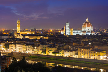 Fototapeta na wymiar View of Florence with Duomo and Palazzo Vecchio. Italy