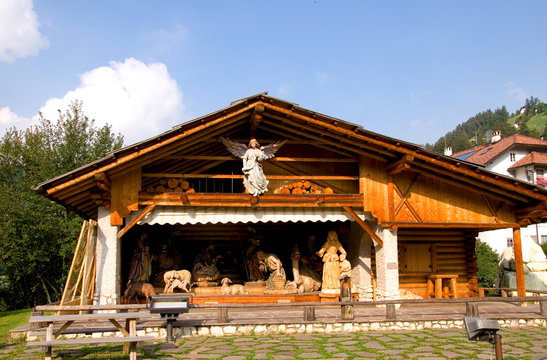 Gr&ouml;&szlig;te Krippe der Welt - St. Christina - Dolomiten