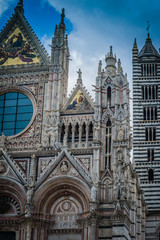Fototapeta na wymiar Duomo Santa Maria Siena Toskana Italien