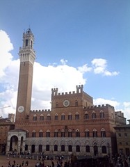 Obraz premium Palazzo pubblico in piazza del Campo, Siena.
