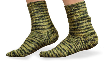 Grüne, selbstgestrickte Wollsocken