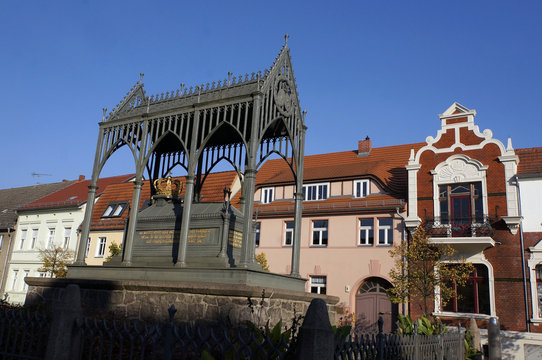 Luisendenkmal