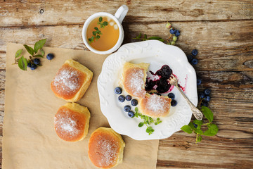 Brioche with blueberries