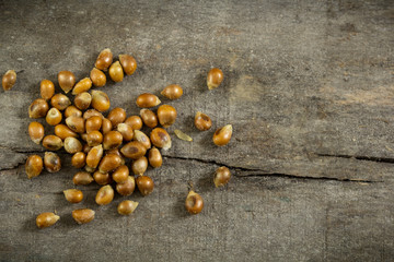 Obraz na płótnie Canvas Fried corn seeds