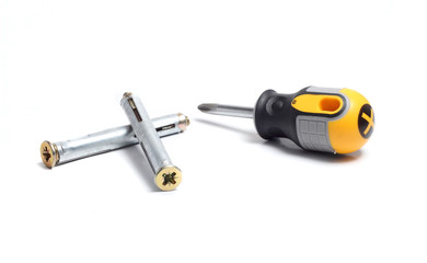Phillips screwdriver and two dowels