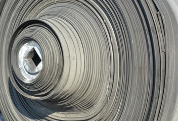 bande caoutchouc enroulée