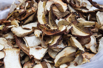 dried sliced mushrooms