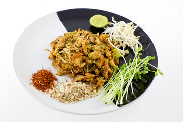 Thai Dish : Pad Thai with dried shrimp, yellow tofu, organic sno