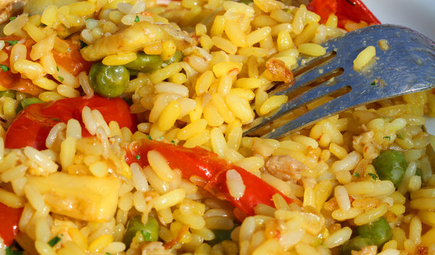 fork with excellent rice valenciana and paella
