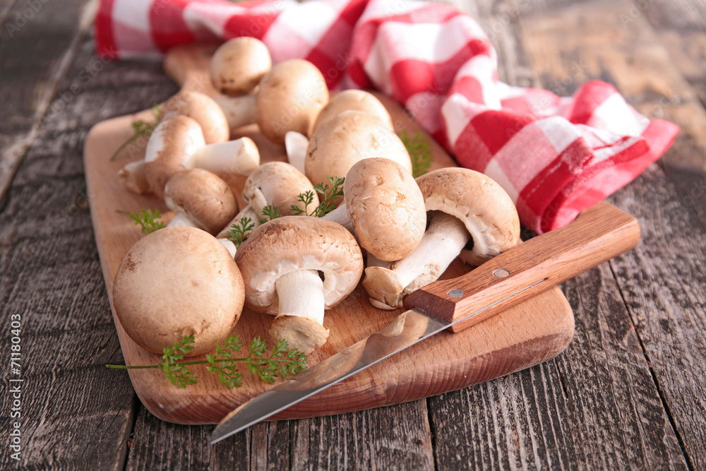 Wall mural fresh mushrooms