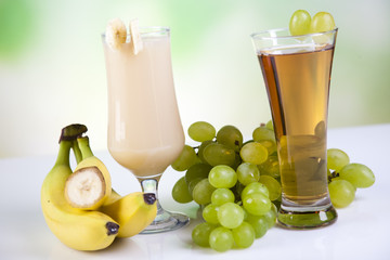 Fruits, vegetables, fruit juices, vegetable juices, healthy food