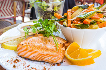grilled salmon and lemon