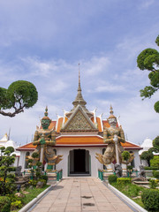 Giant statue at entrance of Dawn temple
