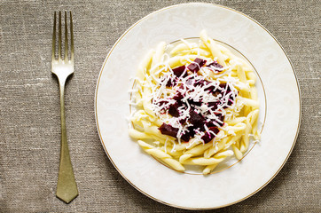 pasta with roasted beets and goat cheese