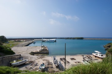 Fototapeta na wymiar 沖縄の海・久高港