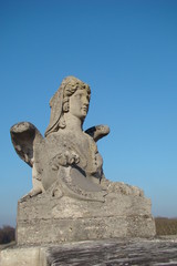 Fototapeta na wymiar Sculpture de sphynx,Domaine de Chantilly