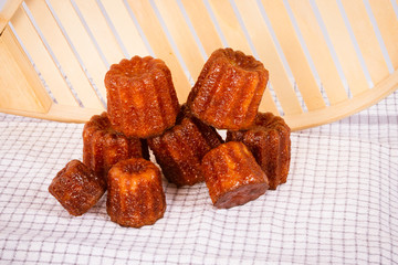 pâtisserie gâteau cannelé spécialité de Bordeaux en France