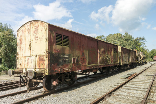 old rusted train at trainstation hombourg