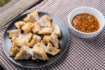 Taro chips and Sauce, dessert, appetizer