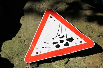 Vorsicht Steinschlag