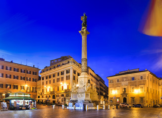 Fototapeta na wymiar Rome Spanish Square Column