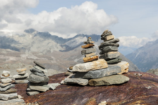 Steinmannli beim "Trockenen Steg" ob Zermatt, Wallis, Schweiz