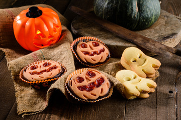 Halloween cookies, pumpkin cookies