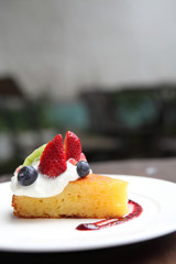 cheese cake with fruits