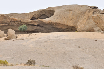 Fototapeta na wymiar Rock formation at Vogelfedernberg