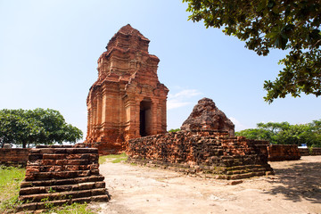Fototapeta premium Posahinu Cham Tower, Nha Trang, Vietnam