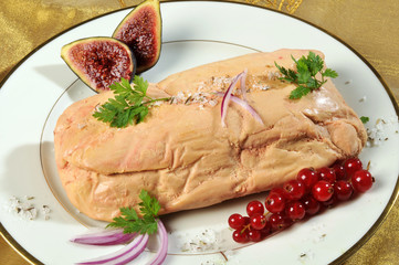lobe de foie gras entier mi-cuit © SOLLUB