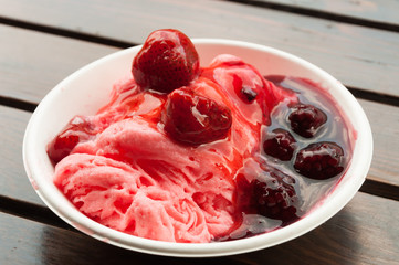 delicious frozen berry dessert