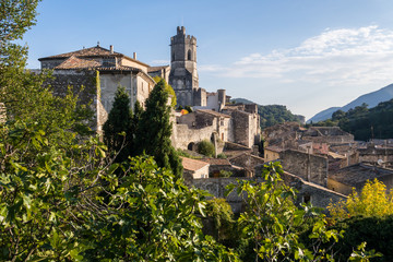 Village Viviers © Pictures news