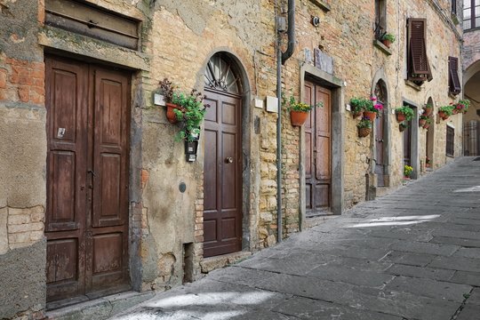 Fototapeta Typical street in Tuscany, Italy