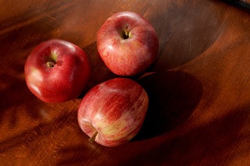 Red apples