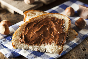 Homemade Chocolate Hazelnut Spread