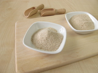 Gemahlene Flohsamenschalen