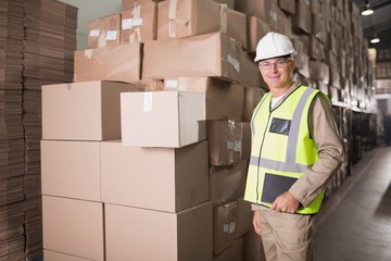 Obraz premium Portrait of manual worker in warehouse