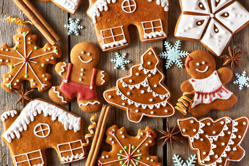 Christmas homemade gingerbread cookies - 71316225