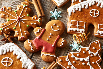 Christmas homemade gingerbread cookies - 71316266