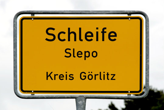 Ortssschild Schleife/Slepo