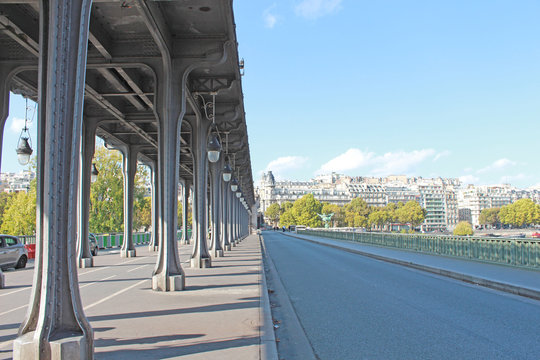 Paris pont Birakheim