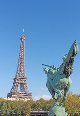 Fototapeta na wymiar Paris pont Birakheim