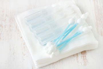 gauze pad with cotton sticks