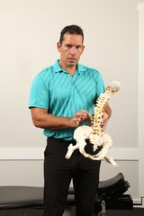 Naklejka premium Chiropractor