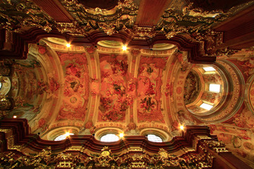 Kirchendecke im Stift Melk