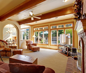 Living room with ceiling beams