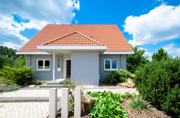 kleines Einfamilenhaus