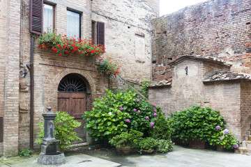 Fototapeta na wymiar Buonconvento (Tuscany, Italy)